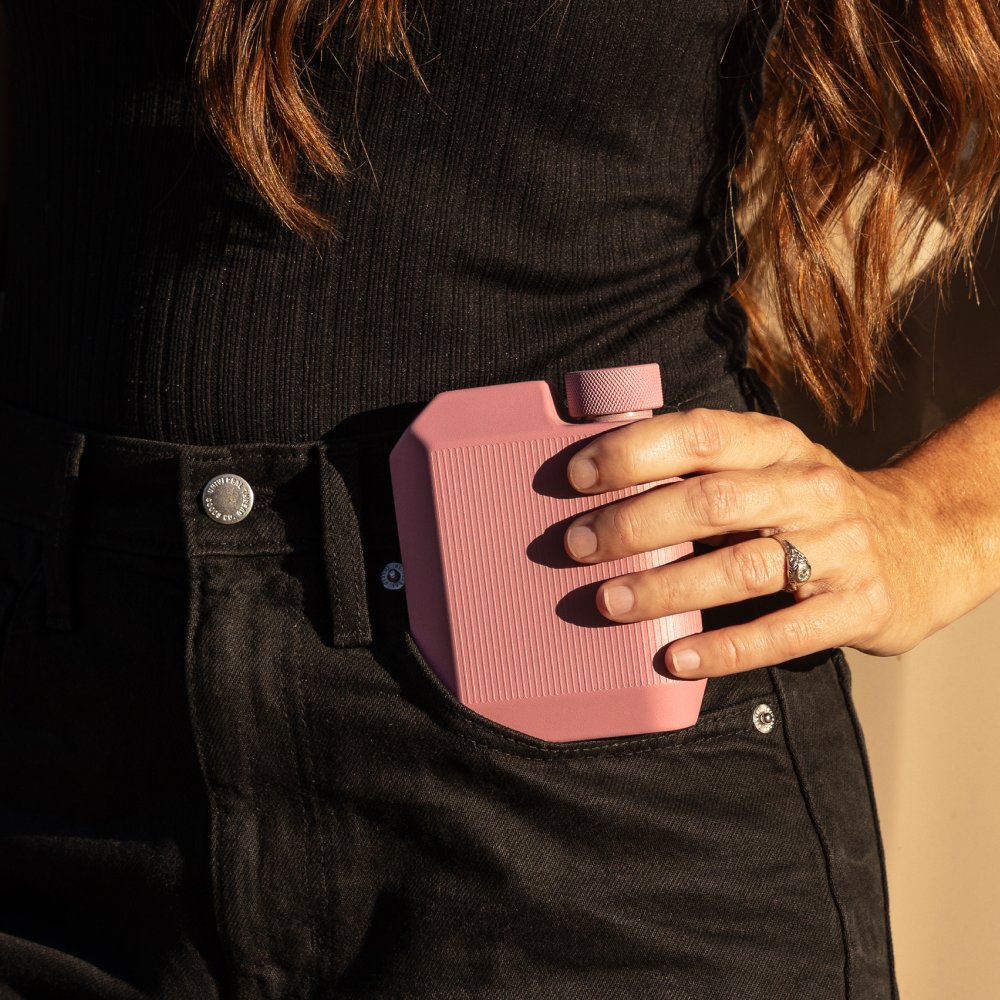 cool-flask-w8 28daceaaeae4--PDP-1-Desert-Rose-Flask.png