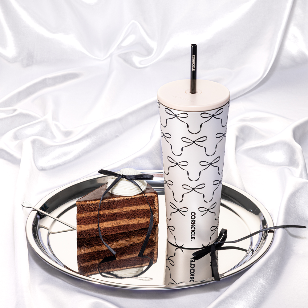cold-cup-c2 2a98a7269432--2224PBBC-lifestyle.png