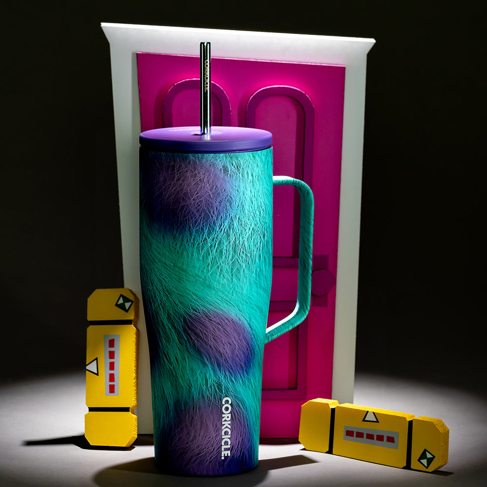 disney-pixar-cold-cup-xl-m8 MonstersInc-Lifestyle-PDP2.jpg